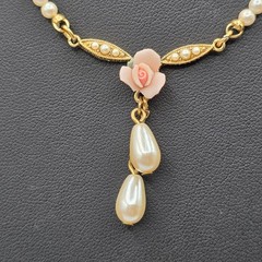 1928 Jewelry Gold Tone Faux Pearl Pink Rose Victorian Revival Drop Necklace 15″