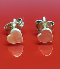 VTG Heart Stud Earrings 0.25in Silver Lightweight Everyday Wear Dainty READ