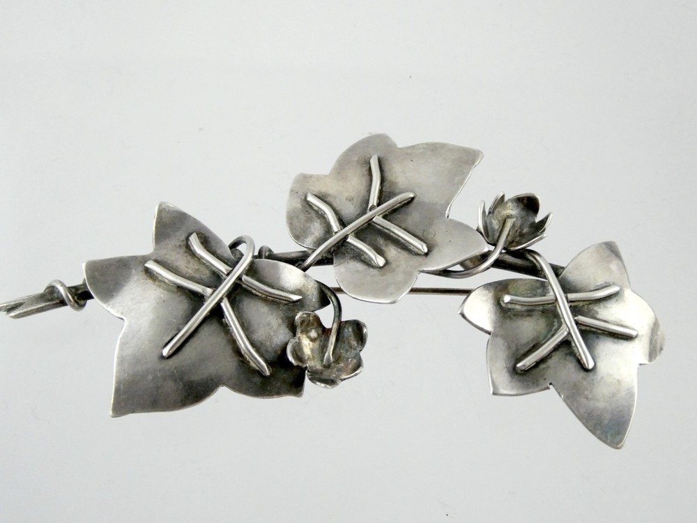 Designer OV Sterling Silver Ivy Vine Leaves Brooch Pin 925 16.5g 3.25 Inches