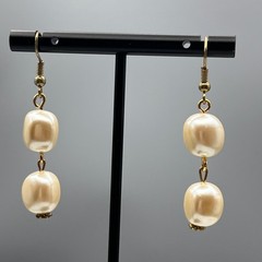 Vintage Faux Pearl Black Glass Long Necklace Earring Set Gold Tone 32 In Opera