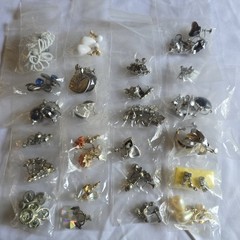 Vintage Costume Jewelry Earrings Lot 26 Pairs Screw Back Clip On Rhinestone Pear