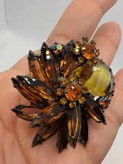 Vintage D&E Juliana Japanned Amber Art Glass AB Rhinestone Floral Brooch Pin VTG