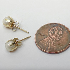 VTG Akoya Pearl Earrings Prongs Stud 6 Solid 14k Yellow Gold 5.5mm White .80gr