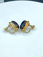 Vintage Sorrento Earrings Screw Back Faux Onyx 12k Gold Filled Filigree .75″