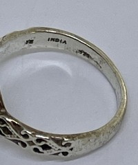 YS India 925 Vintage Ring W/Green Stone, Size 7