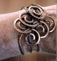 VTG 1950-60’ Artisan Signed Rame Copper Hinged Clamper Bangle Statement Bracelet