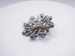 Vintage Brooch Blue Glass Rhinestone Womens Silver Flower Pin Open Back