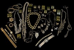 LARGE VINTAGE & CONTEMPORARY COSTUME JEWELRY LOT