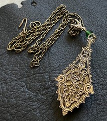 Vintage Necklace Art Nouveau Filigree Lavalier Pendant Antique Green Czech Glass