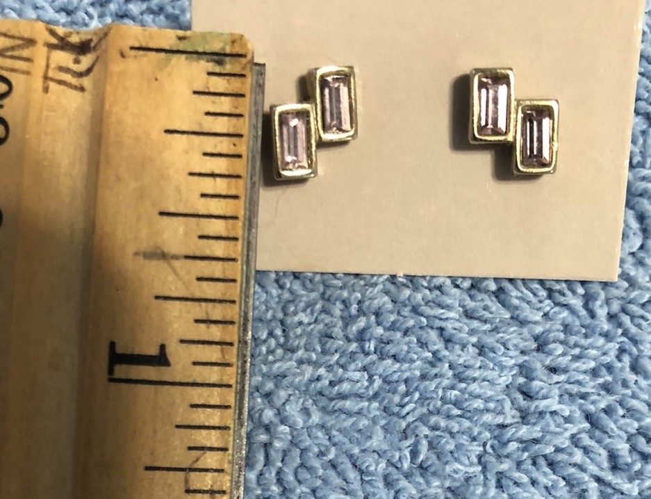 Vintage 1985 Avon Delicate Hues Earrings – Simulated Light Amethyst
