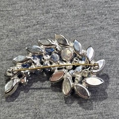 Juliana D&E Blue Crystal Clip-On Earrings & Brooch Set Rhinestone Bead Accents