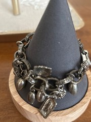 Silver toned estate bracelets lot of secen (7)