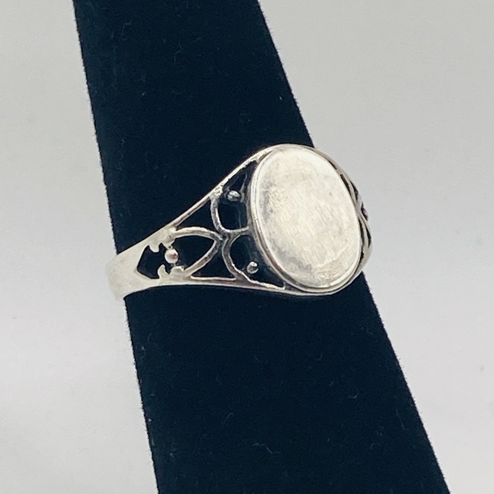 Vintage 925 Sterling Silver Oval Signet Ring Size 7 Filigree Openwork Thailand