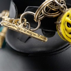 Vintage Selro Selini Asian Motif Noh Mask Charm Bracelet 1950s MCM 6.5″ Chunky