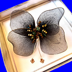 Vintage Purple Silk Butterfly Brooch Pin Wire Edged Gift Box new