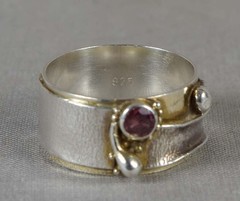 Vintage sterling silver RING pink garnet Size 8.25