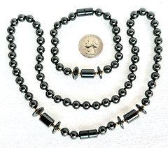VINTAGE SET HEMATITE STONE BEADED 23″ NECKLACE & 8.25″ BRACELET – HAND KNOTTED