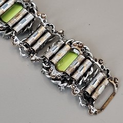 Vintage Bracelet Lime Green Round Bead Faux Pearl Silver Tone Book Chain 6″