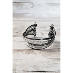 Vintage Bracelet / Bangle / Cuff Stunning Dark Gray & Silver Tone Cross Over
