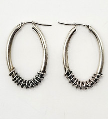 Oval Hoop with Rope Wire Twist Bottom Silver Tone Italy Vintage Earrings