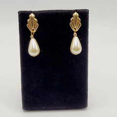 Art Deco Style Faux Pearl Teardrop Gold Tone Scallop Fan Classy Mermaid Earrings