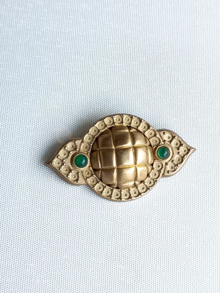 Unique Vintage “Sterling NR” Goldtone Vermeil Brooch Pin Green Glass 2.5in