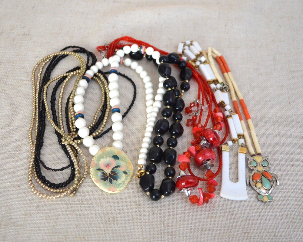 Vintage Necklace Lot, 6 Piece, Beaded, Pendant, Fashion Jewelry Collection