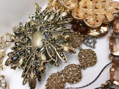 Vintage~Mod Estate Costume Jewelry Lot~AVON~CORO~JERI LOU~J CREW~SARAH~PARK LANE