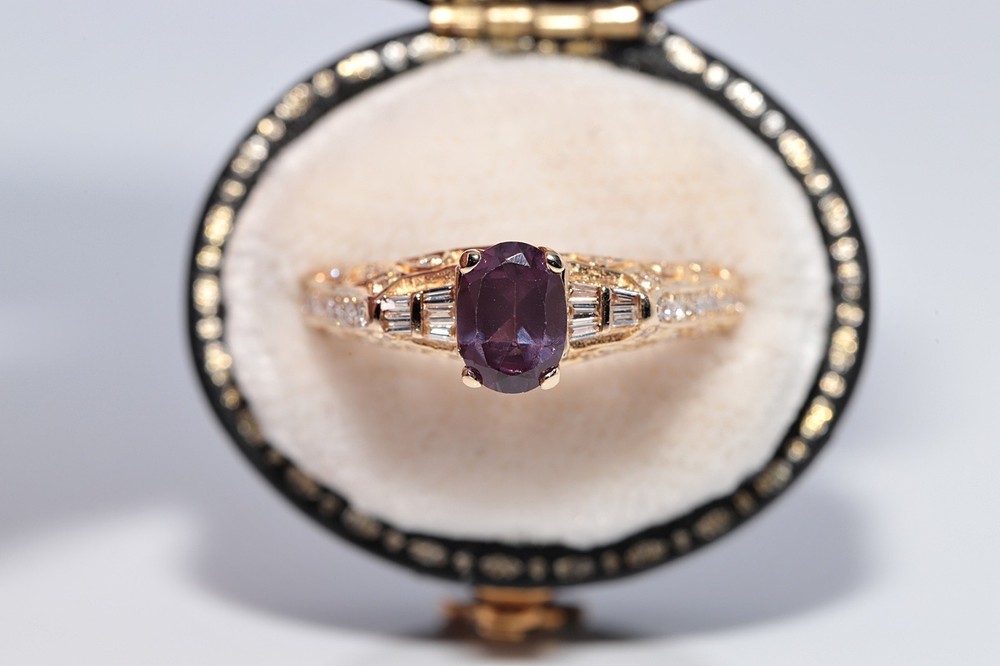 Vintage Circa 1990s 14k Gold Natural Diamond And Oval Cut Tourmaline Ring