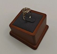 Vtg US8.25 Rose Gold Plated Green Stone Cocktail Ring 3.07g