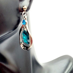 Blue Glass Water Droplet Drop Dangle Silver Tone Sparkly Fancy Pierced Earrings