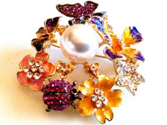 GARDEN FLOWER BROOCH!Enameled Floral Motif.Ladybug,Butterflies Pin.Gold Tone.