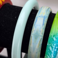 Vintage Bangle Bracelet Lot Plastic Lucite Acrylic Carved Floral Orange Blue Gre