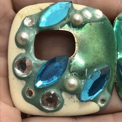 Vintage La Rage Modernist Mixed Materials Textured Metal Design Pierced Earring