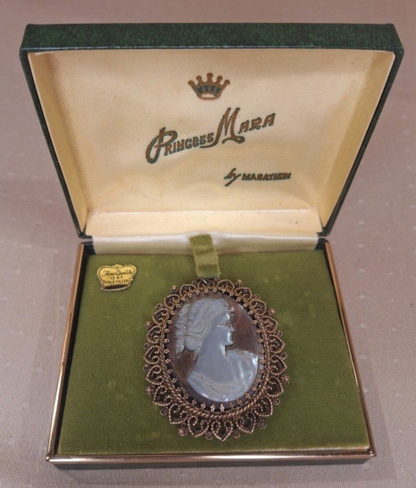 Vintage Cameo 12K Gold Filled Shell Brooch Pendant Princess Mara by Marathon