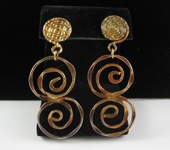 SPIRAL DANGLE EARRINGS Vintage Pierced Post Goldtone Handcrafted Tolarams 2 5/8″
