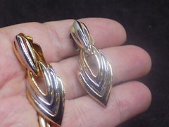 2 Tone Silver & Goldtone Dangle Drop Clip On Earrings 1.75″ (509)