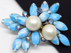 Judy Lee Blue White Givre Glass Aurora Borealis Pearl Spray Brooch Pin unsigned
