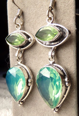 VTG STERLING SILVER LRG LONG GREEN PERIDOT FIRE OPAL STONE DROP PIERCE EARRINGS