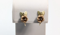 VTG Krementz Dainty Multi Tone Gold Filled Rose Screw on Earrings 1/2″ Long