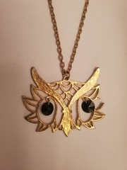 Vintage Gold-Tone Articulated Owl Pendant Necklace Featuring Dangling Black Eyes