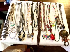 20 piece necklace lot some vintage