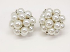 VTG Earrings Cluster Bead Clip On Some Japan Faux Pearl Lucite Plastic + D2542