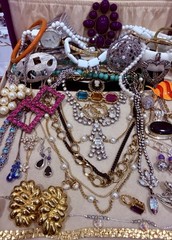 Vintage Estate Costume Jewelry Lot! AVON, MONET and more!