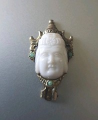 Vintage Single Selro Selini Toshikane “God of Happiness” clip on earring