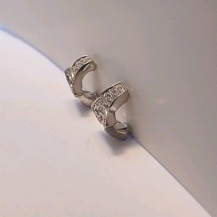 Landau Vintage Clip On Earrings Silver Pave