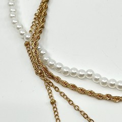 Necklace Vintage Gold Tone Multi-Layered Faux Pearl Pink Bead Oval Medallion