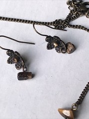 Tiger’s Eye Flower Stone Chip Brass Necklace Earring Set Signed NR Nancy & Rise