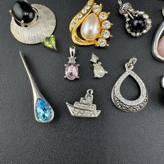 Vintage to Now Crystal Rhinestone Pendant Charm Lot of 28 Silver Gold Tone Mix