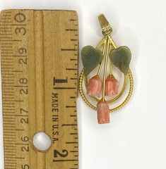 MCM Carved Faux Coral & Jade Necklace Pendant Tulip Flowers Leaves Double Hoop